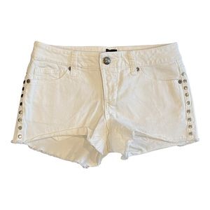 2B Bebe white Denim Shorts w/ Studs